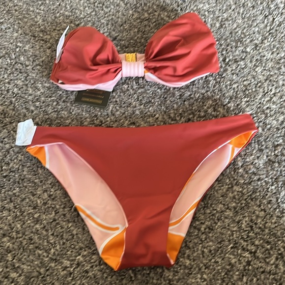 Juan de Dios NWT by Moye Guava Low-Rise reversible Bikini Top and Bottom set M - Picture 7 of 16